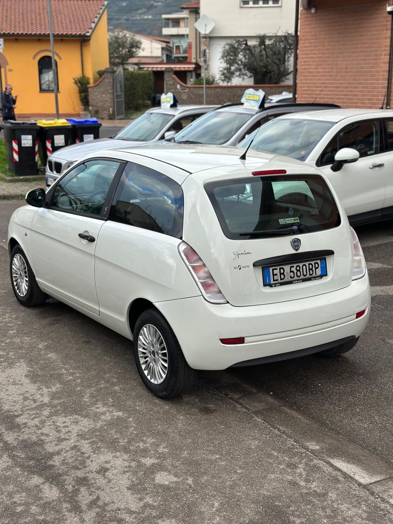 Lancia Ypsilon 1.2 New Oro