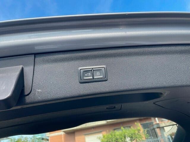 Audi Q3 2.0 TDI 150 CV Design