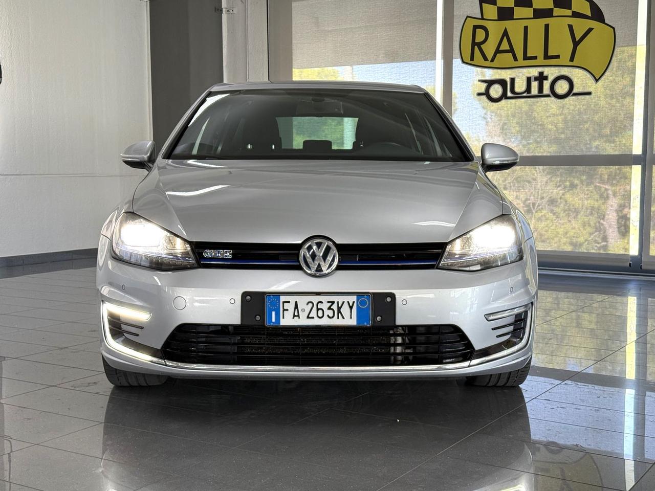 Volkswagen Golf Highline Executive GTE #12092