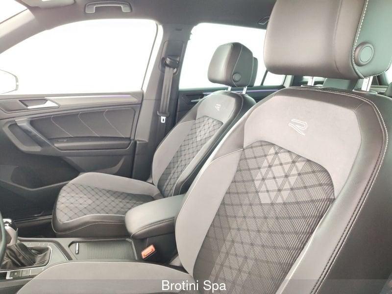 Volkswagen Tiguan Tiguan 2.0 TDI 150 CV SCR DSG R-Line