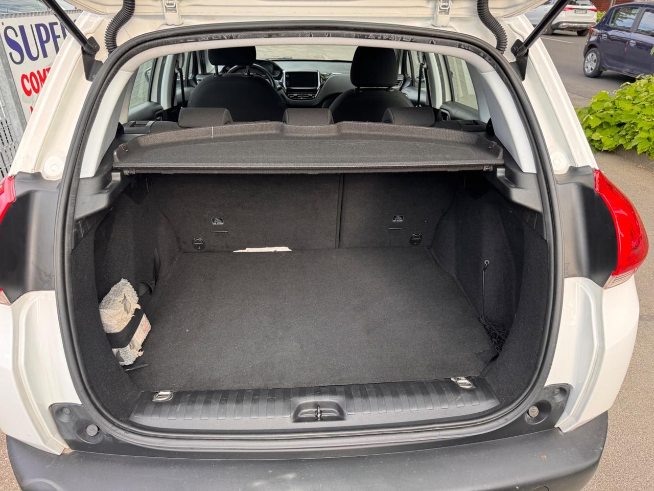 Peugeot 2008 1.6 HDI S&S URBAN CROSS garanzia 12 mesi