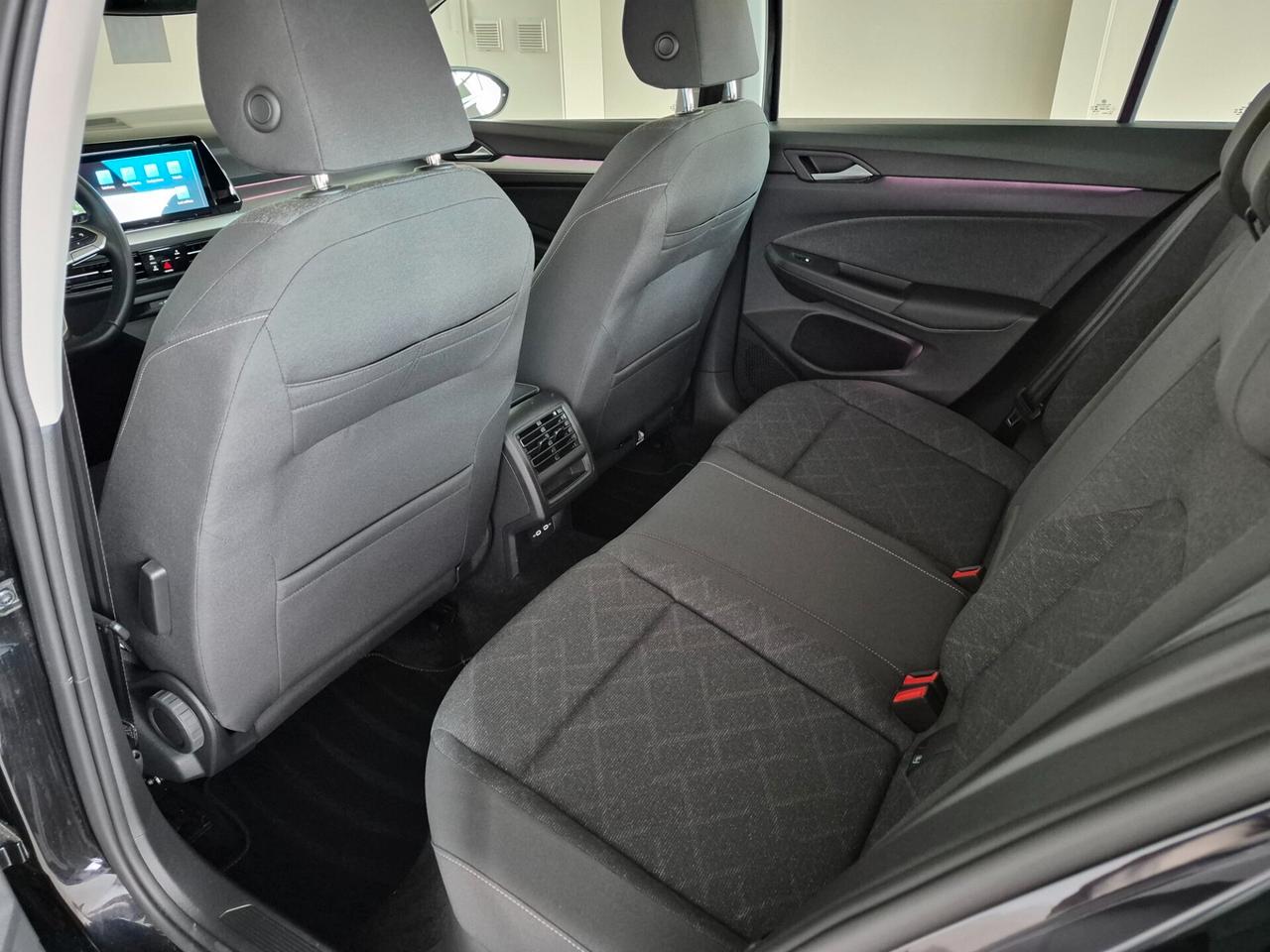 Volkswagen Golf 2.0 TDI 116CV DSG LED APPLE CAR PLAY/ANDROID AUTO DIGITAL COCKPIT PRO ACC KEYLESS AMBIENT LIGHT LANE ASSIST WIRELESS