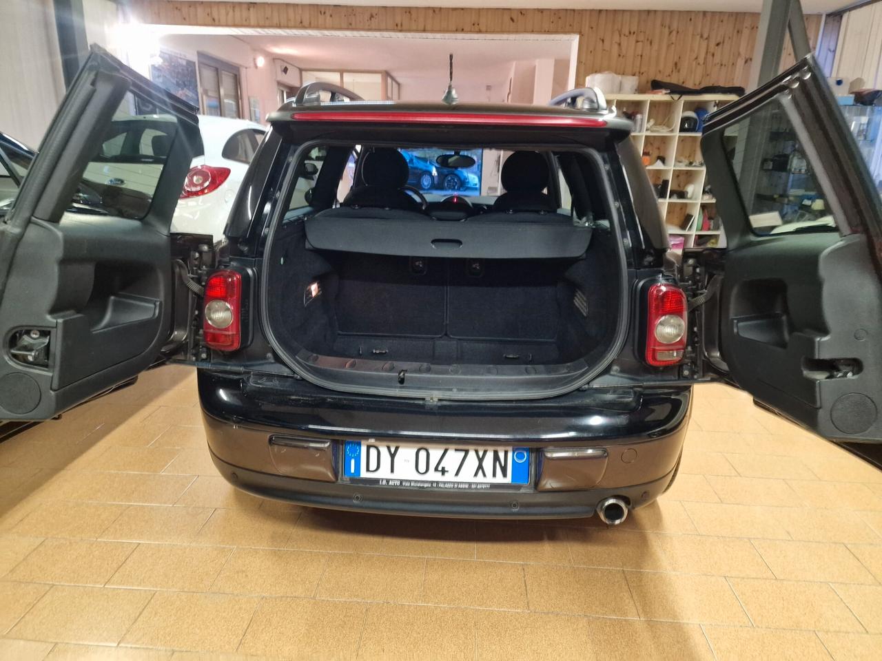 Mini Cooper D Clubman 1.6 16V, 161 mila chilometri ok neopatentati