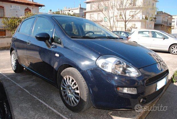 Fiat Punto street