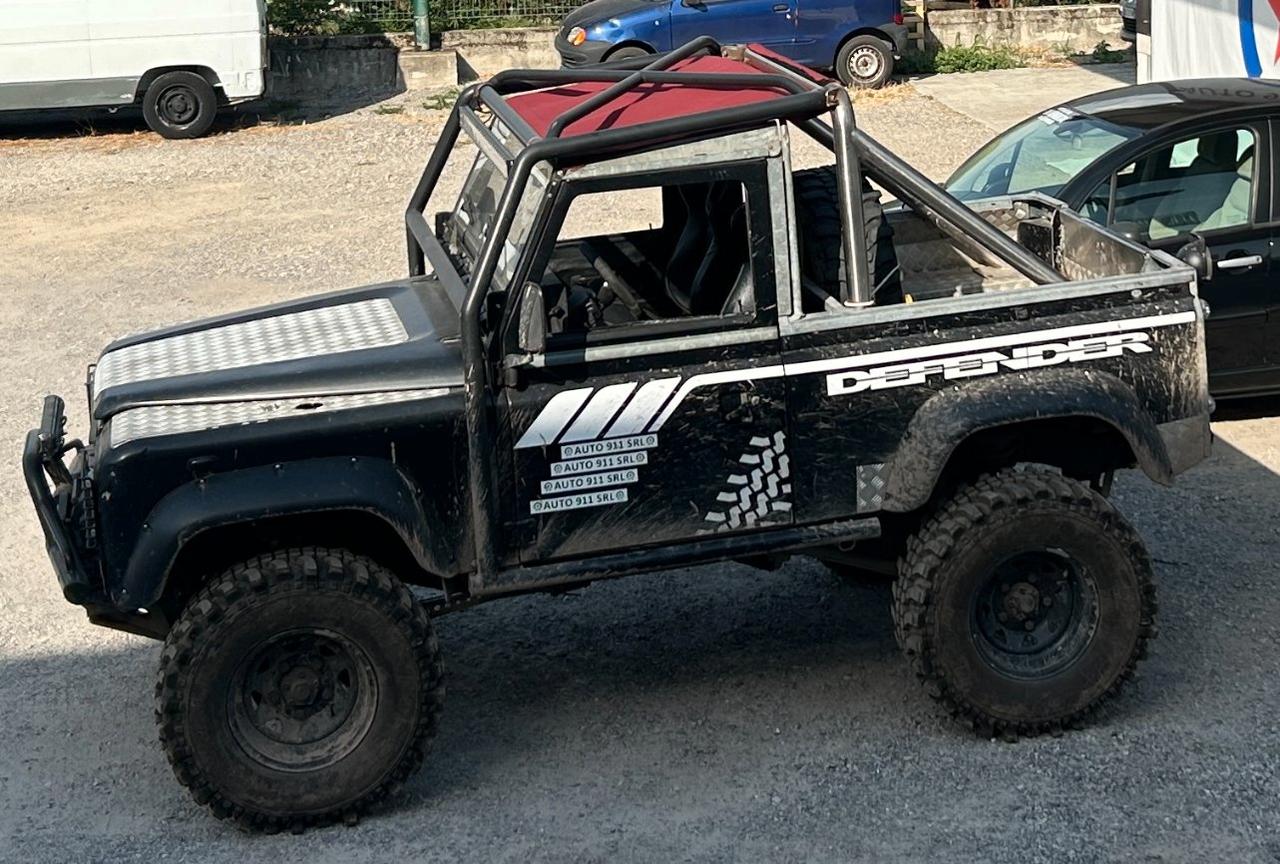 LAND ROVER DEFENDER 90 PICK-UP