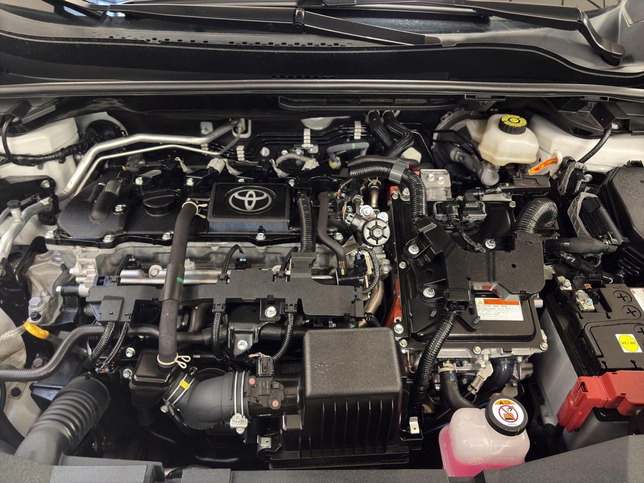 Toyota C-HR 1.8 hv Trend fwd e-cvt