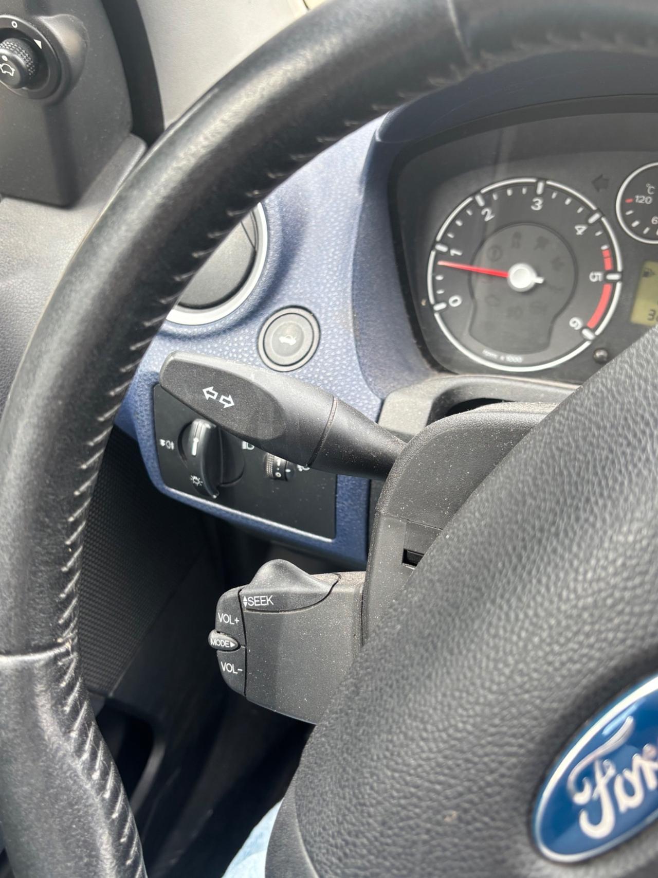 Ford Fiesta 1.4 TDCi 5p. Clever