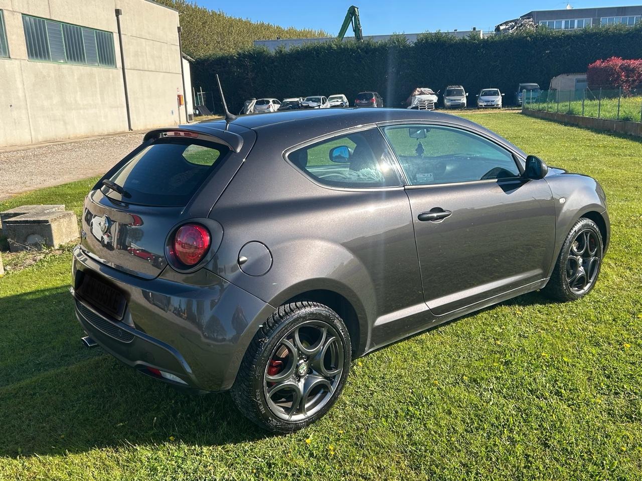 Alfa Romeo MiTo 1.3 JTDm 85 CV S&S Distinctive