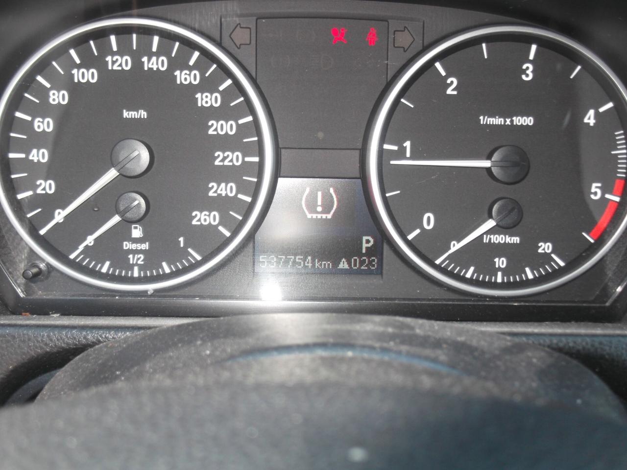 Bmw 320 320d cat Touring Attiva Automatica - 15