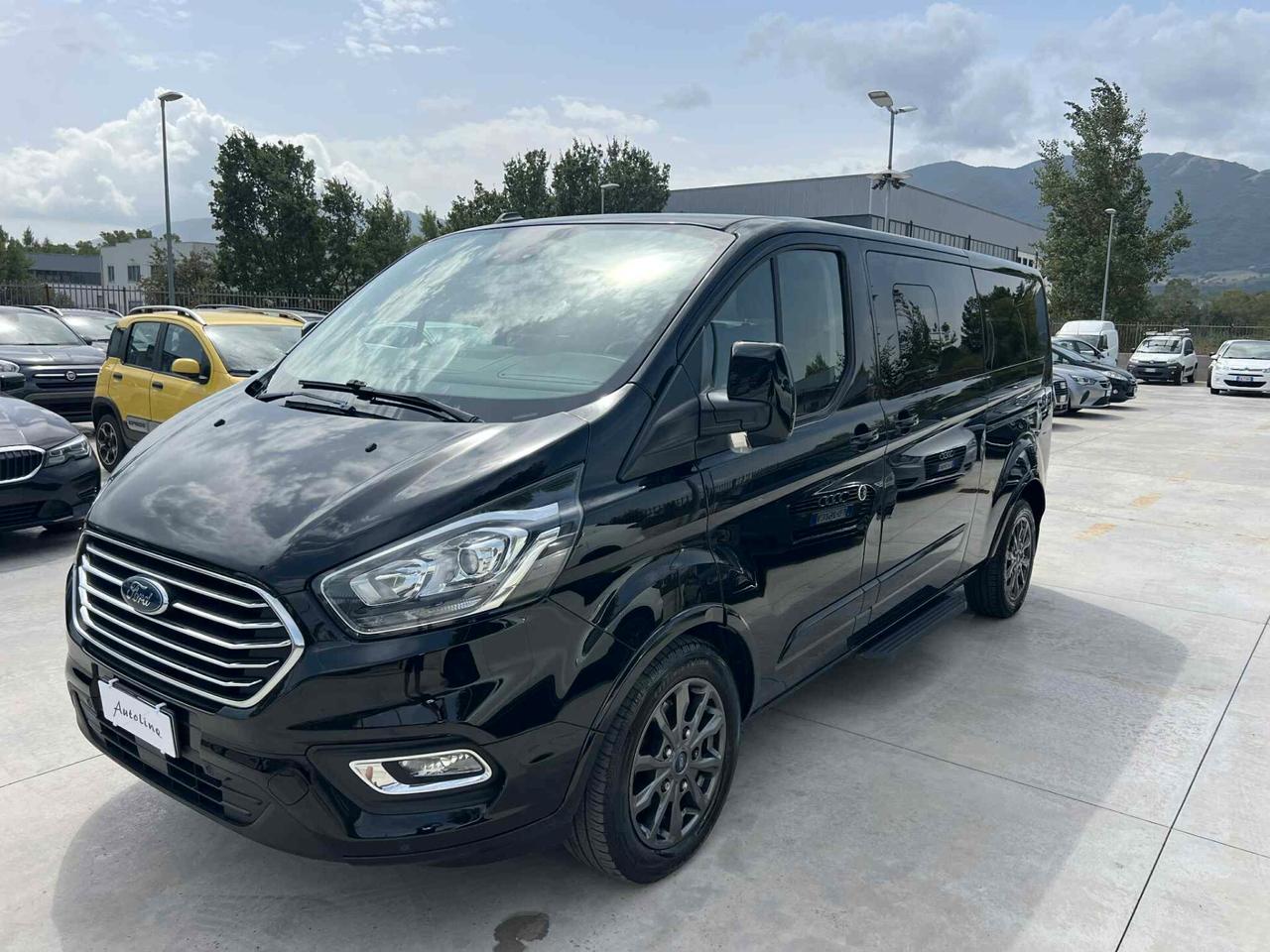 Ford Tourneo Custom 2.0 TDCi 185CV aut. PL Titanium