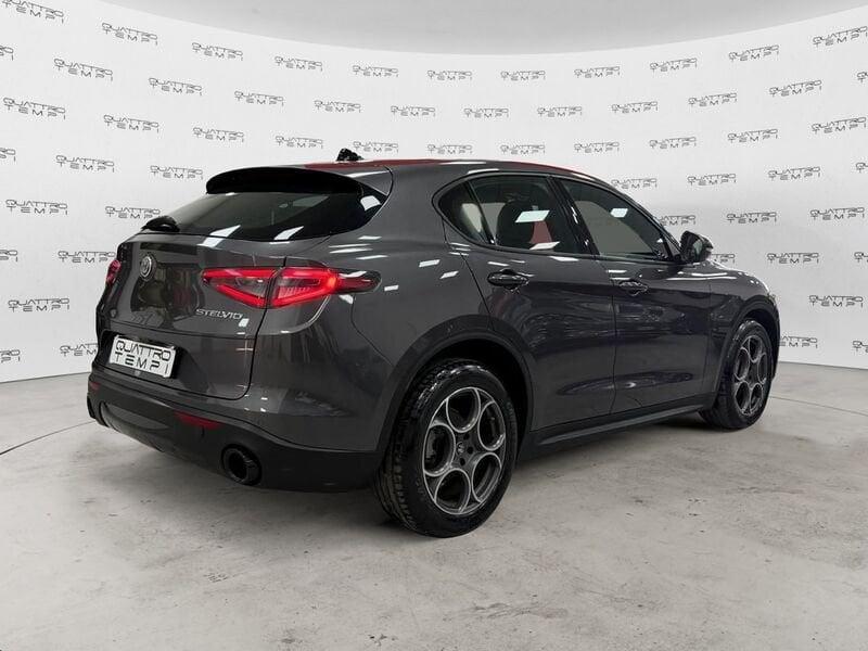 Alfa Romeo Stelvio 2.2 TD 160 CV Super AT8 RWD