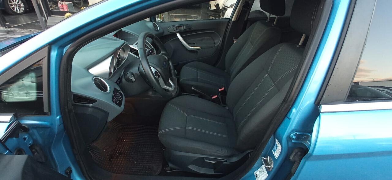 Ford Fiesta 1.4 TDCi Titanium 130 MILA KM!