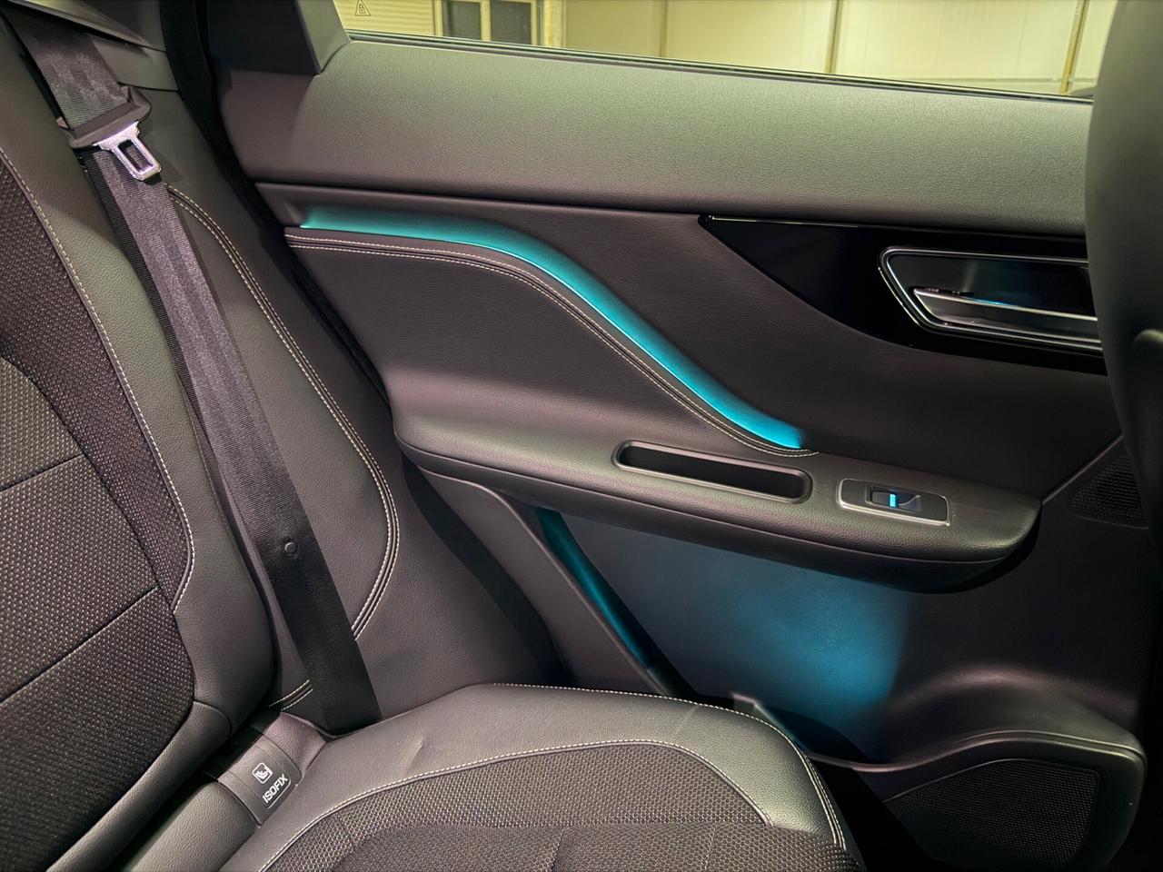 Jaguar F-Pace 240cv R-Sport - 24 MESI DI GARANZIA