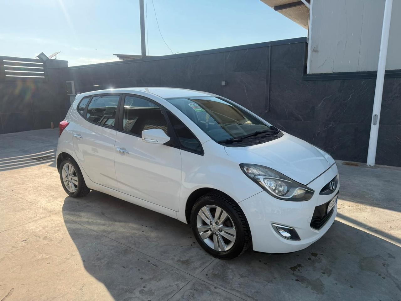 Hyundai iX20 1.4 90 CV benzina \gpl