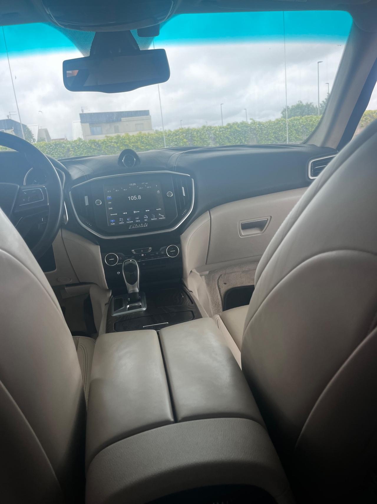 Maserati Ghibli 3.0 D 275cv Granlusso