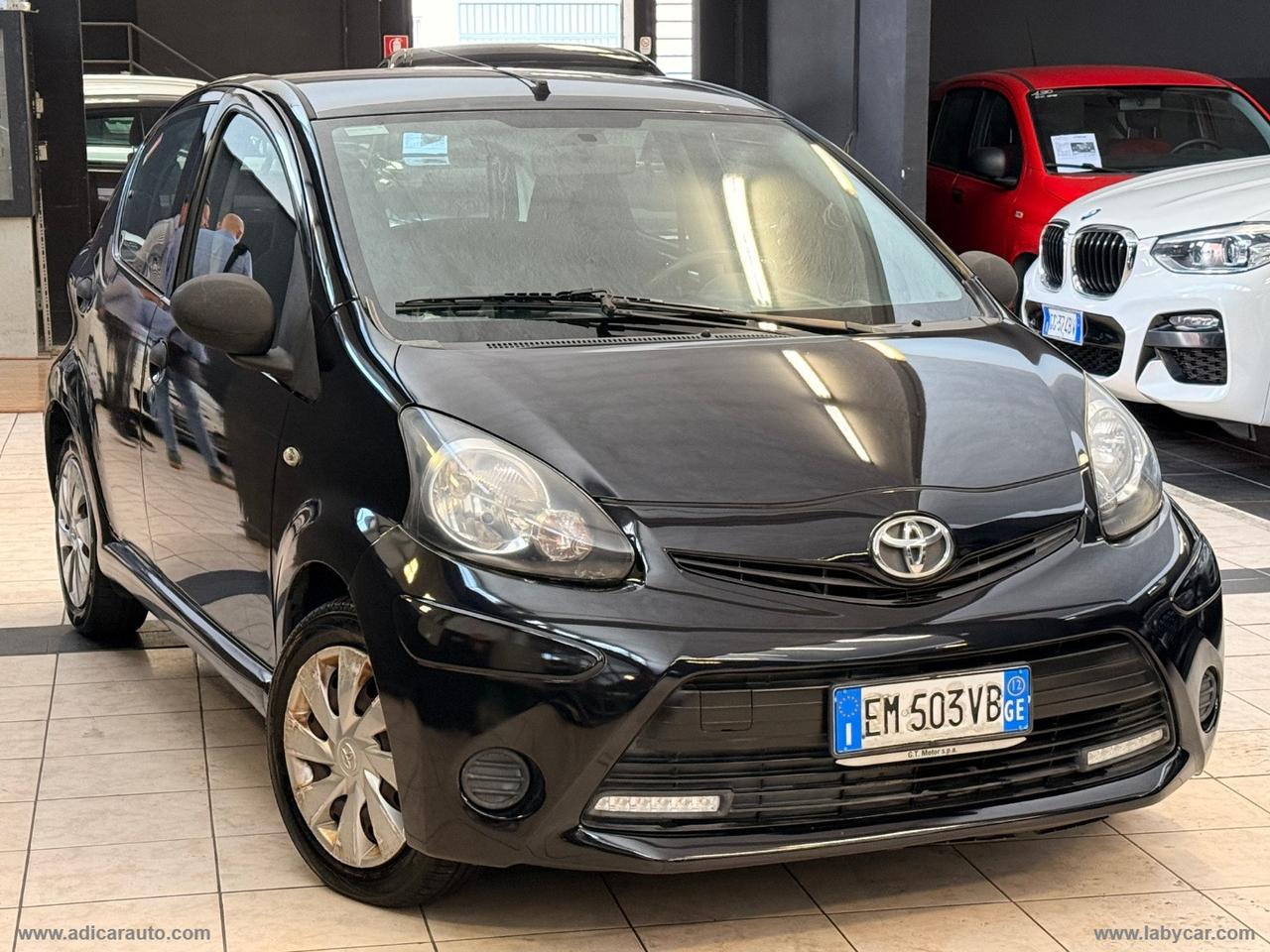 TOYOTA Aygo 1.0 12V VVT-i 5p. Lounge Connect