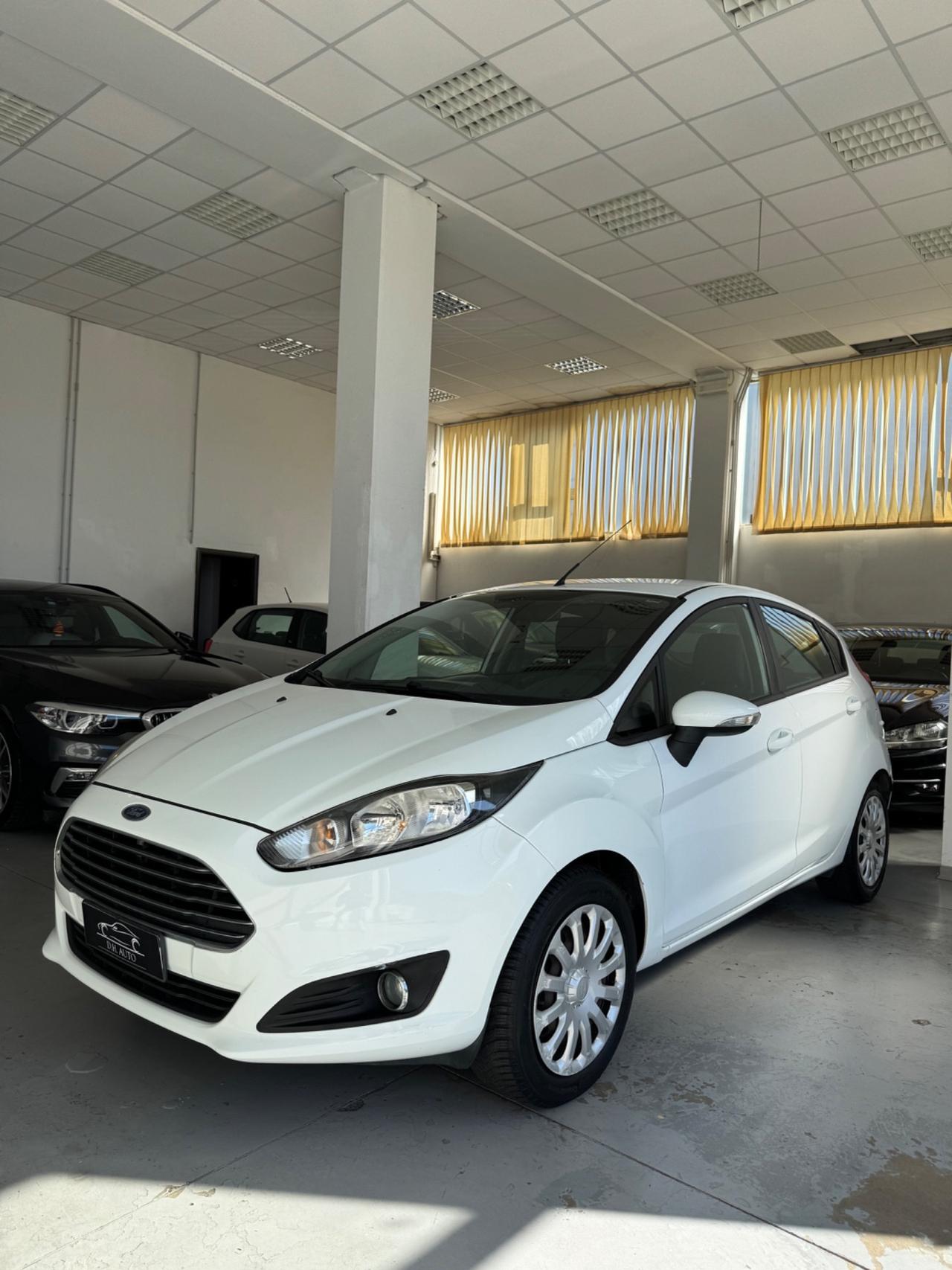 Ford Fiesta 1.5 TDCi 75CV 5 porte Titanium