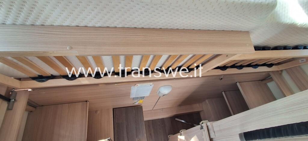 Bürstner Travel Van 590 letto matrimoniale posteriore