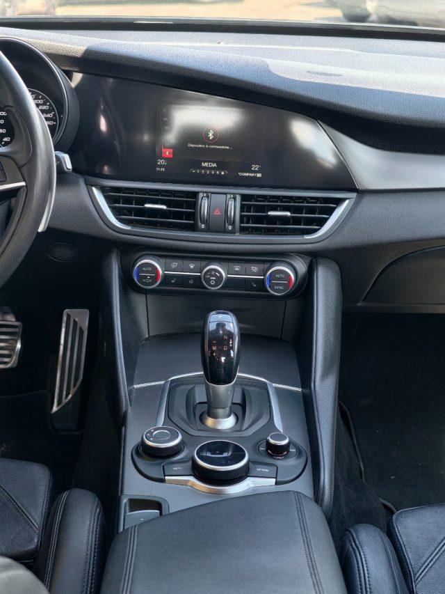 ALFA ROMEO Giulia Veloce 210 CV AT8 AWD Q4