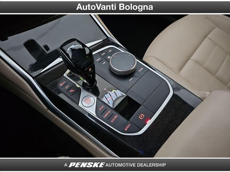 BMW Serie 3 320d Touring mhev 48V xdrive Luxury auto