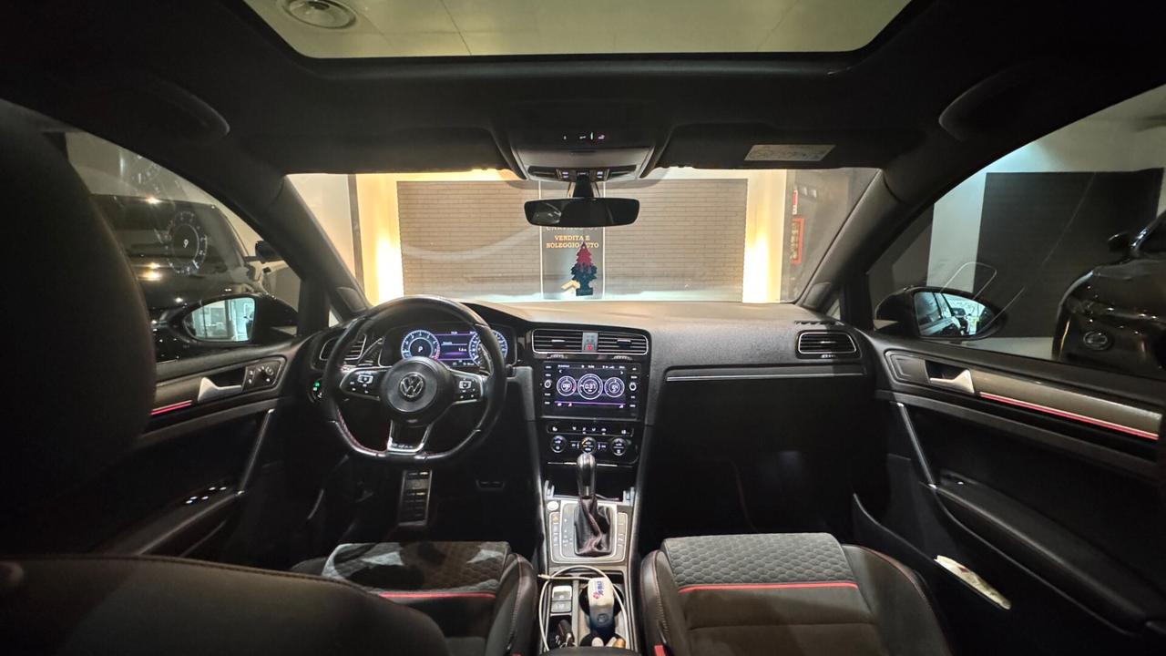 VOLKSWAGEN GOLF GTI 2.0B 245CV - 2019