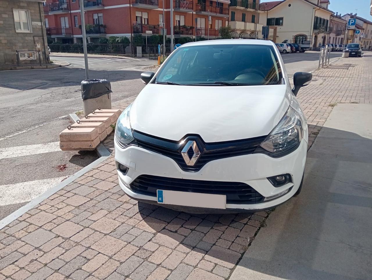 Renault Clio dCi 8V 75CV 5 porte SOLO PER EXPORT!
