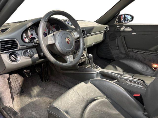 PORSCHE 996 911 Carrera 4S Coupé