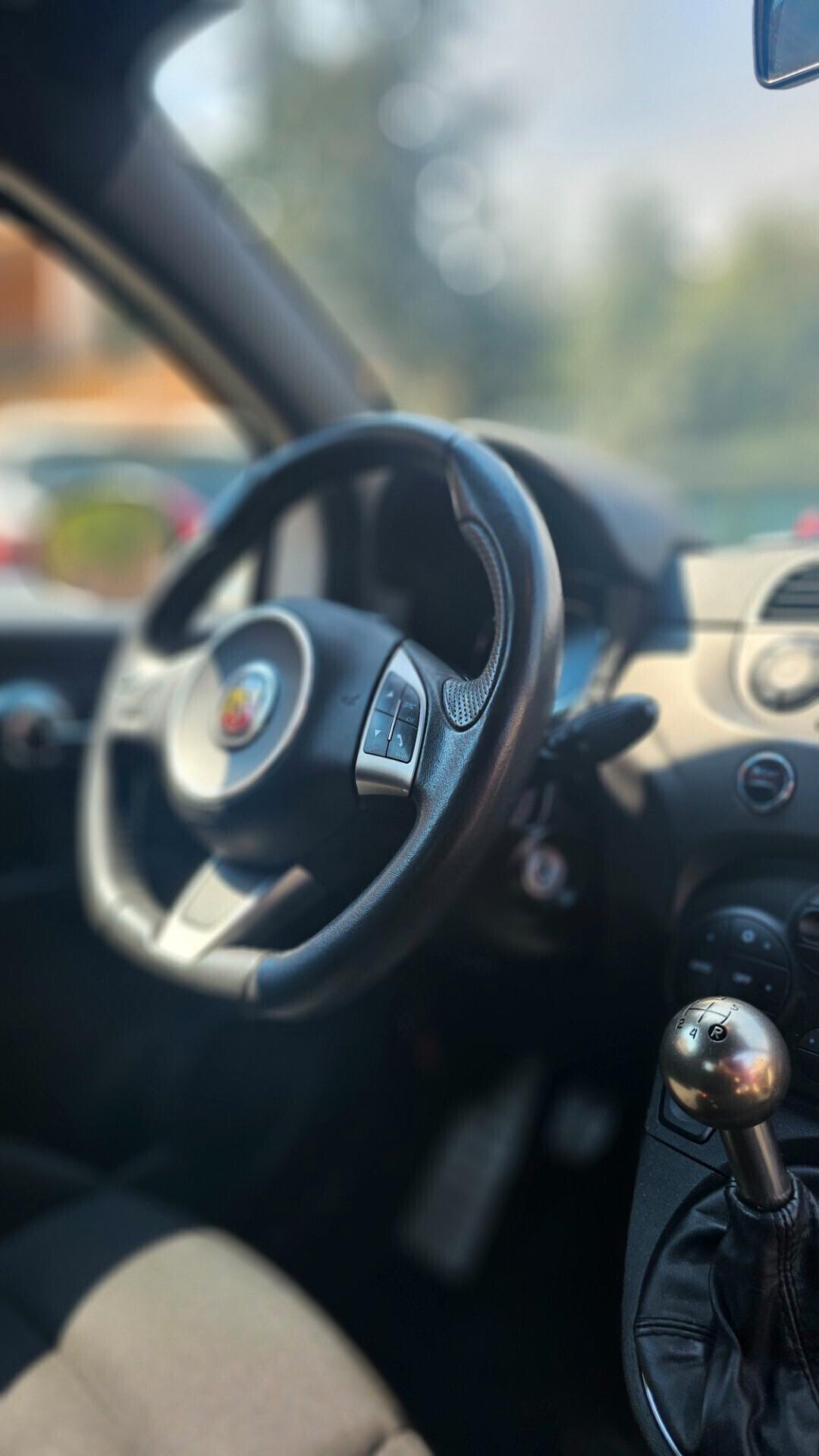 Abarth 595 1.4 Turbo T-Jet 180 CV Competizione