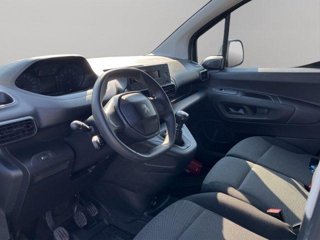 PEUGEOT Partner 100CV ALLESTITO 3 POSTI