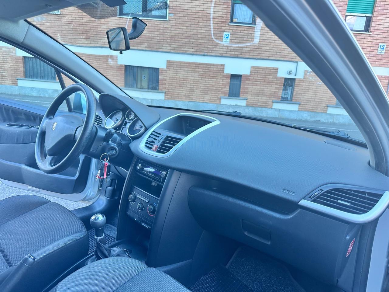 Peugeot 207 benzina gpl 5 porte euro 5