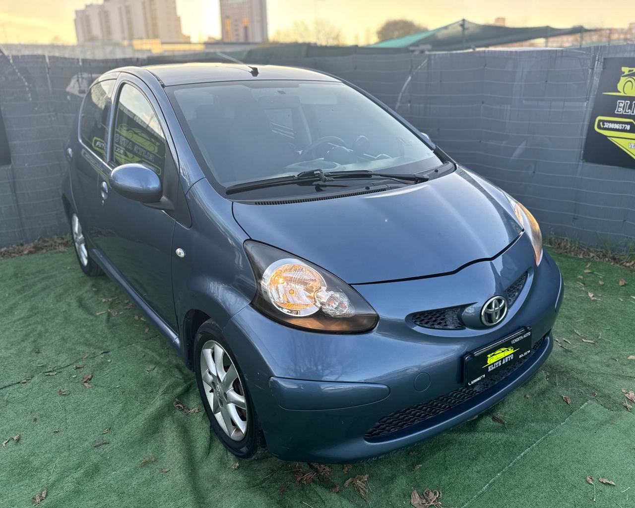 Toyota AYGO 1.0 BENZINA 5 PORTE SOUND NEOPATENTATI