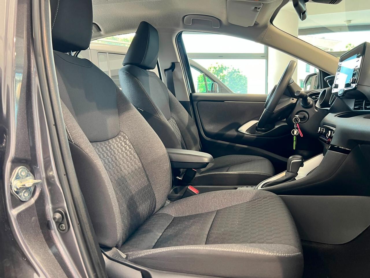 Toyota Yaris 1.5 Hybrid 5 porte Trend