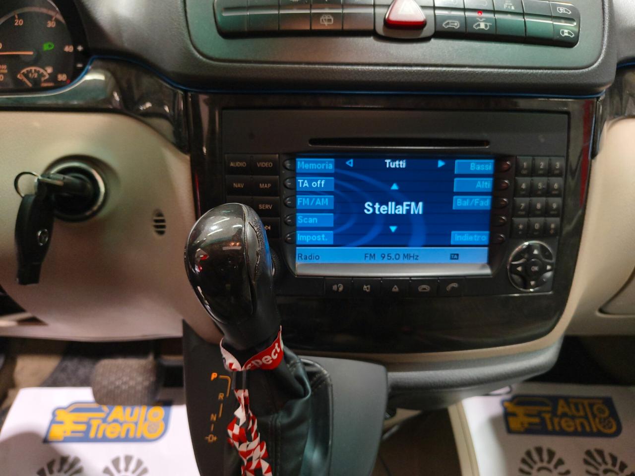 Mercedes-benz Viano 3.0 CDI komby long bi color