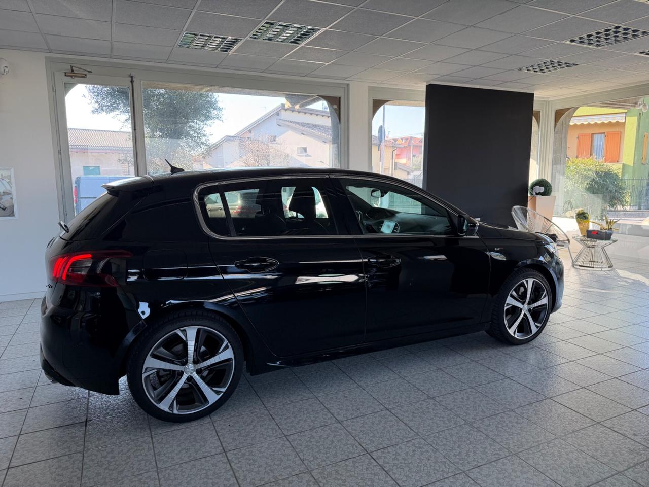 Peugeot 308 BlueHDi 150 S&S EAT6 GT Line