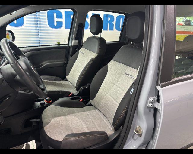 FIAT New Panda 4X4 Cross 0.9 t.air t. s&s 85cv