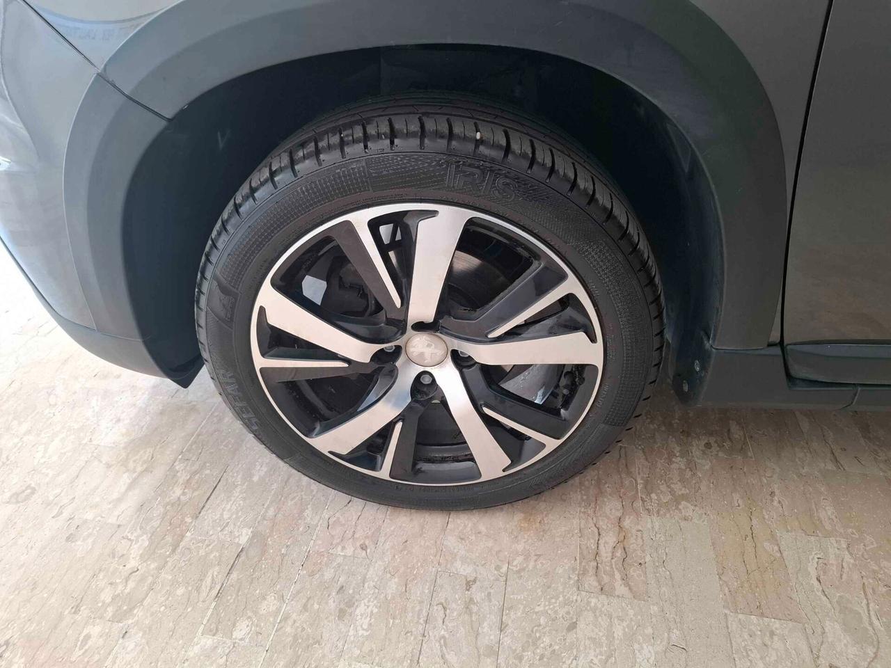 Peugeot 2008 1.6 BlueHDi 120 S&S Allure - 2018