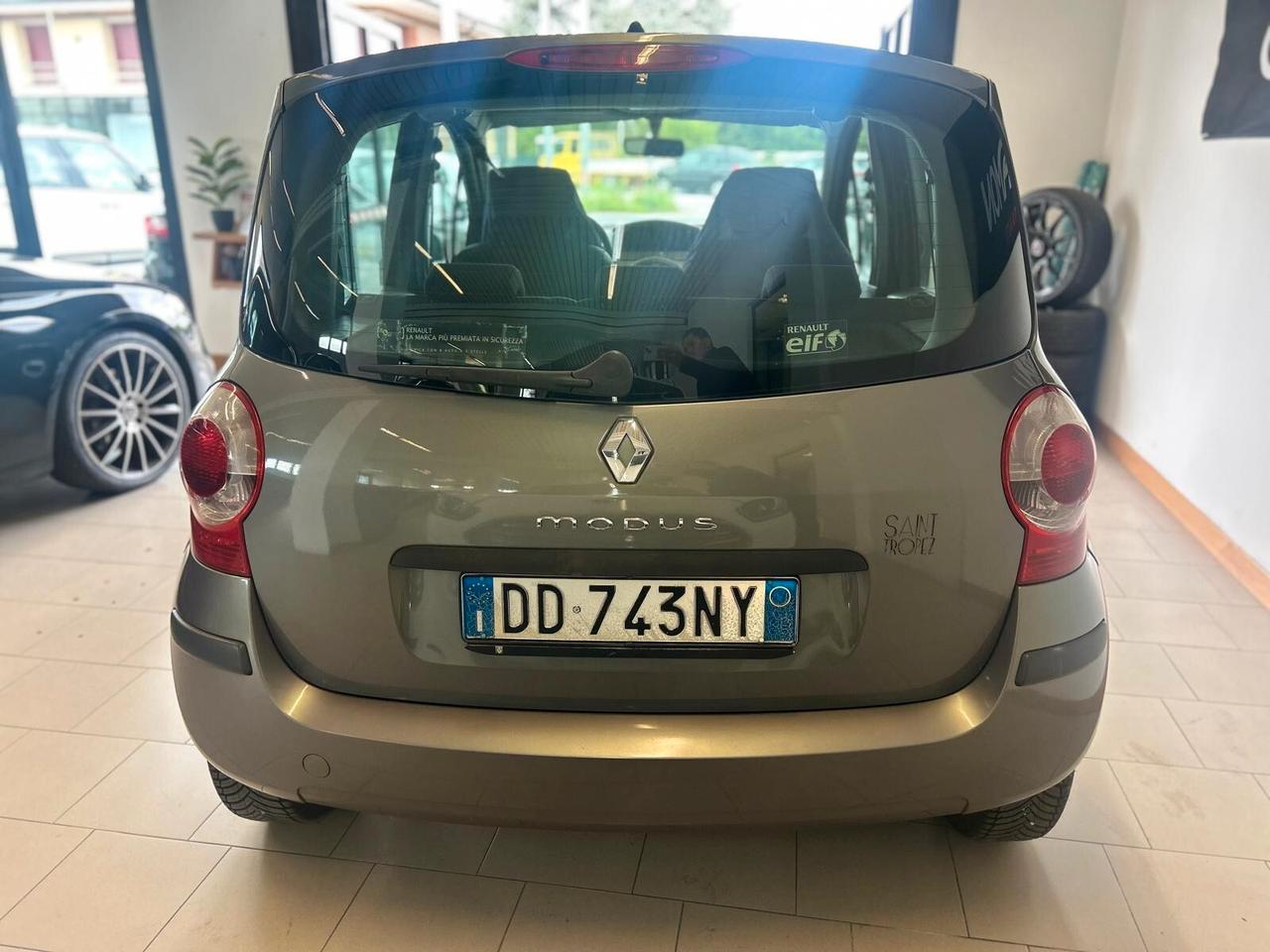 Renault Modus 1.2 16V Luxe Privilage