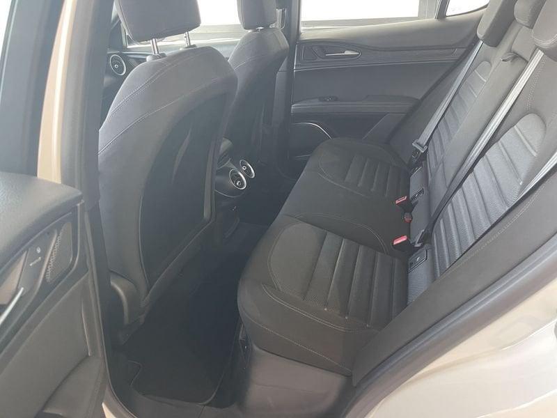 Alfa Romeo Stelvio 2.2 TD 160 CV Super Business AT8 RWD