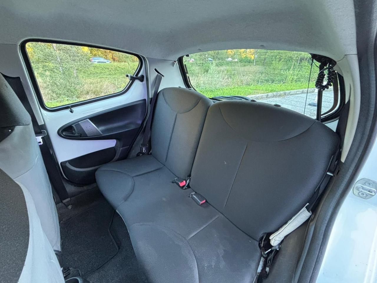 Toyota Aygo 1.0 VVT-i 69 CV 5 porte x-cool