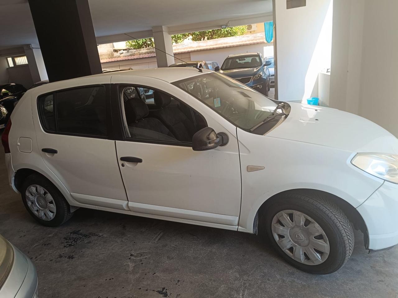 Dacia Sandero 1.4 8V GPL Ambiance
