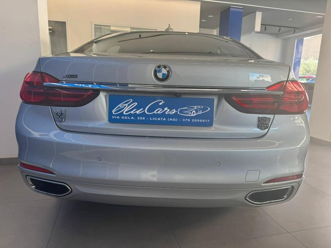 BMW Serie 7 G 11-12 2015 750i xdrive Luxury auto