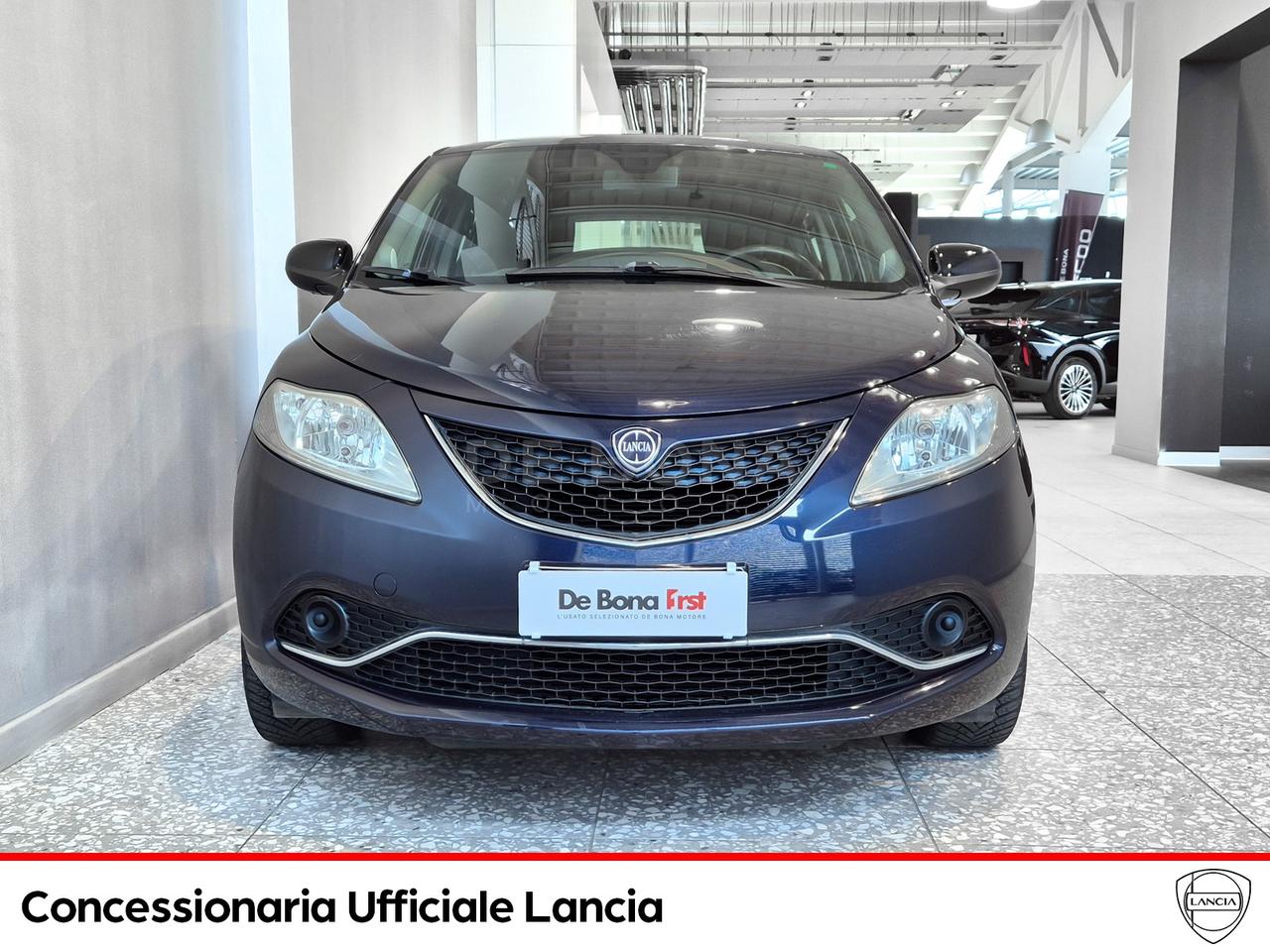 Lancia Ypsilon 1.2 silver 69cv