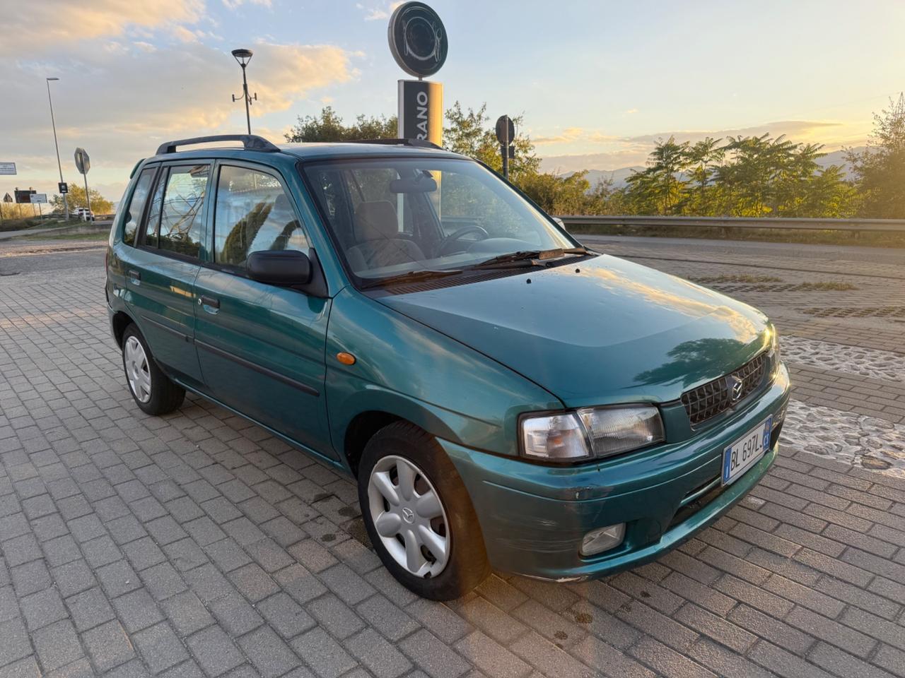 Mazda Demio 1.3i 16V cat GLX 75