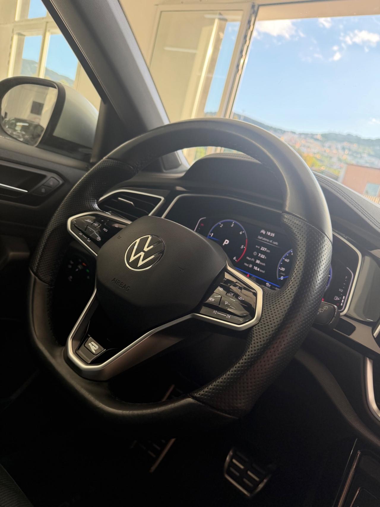 VW T-Roc 2.0 TDI SCR 150 CV DSG R-Line FINANZIABILE