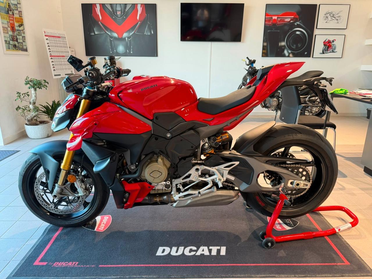 Ducati Streetfighter V4 S PRIMO PREZZO D'ITALIA