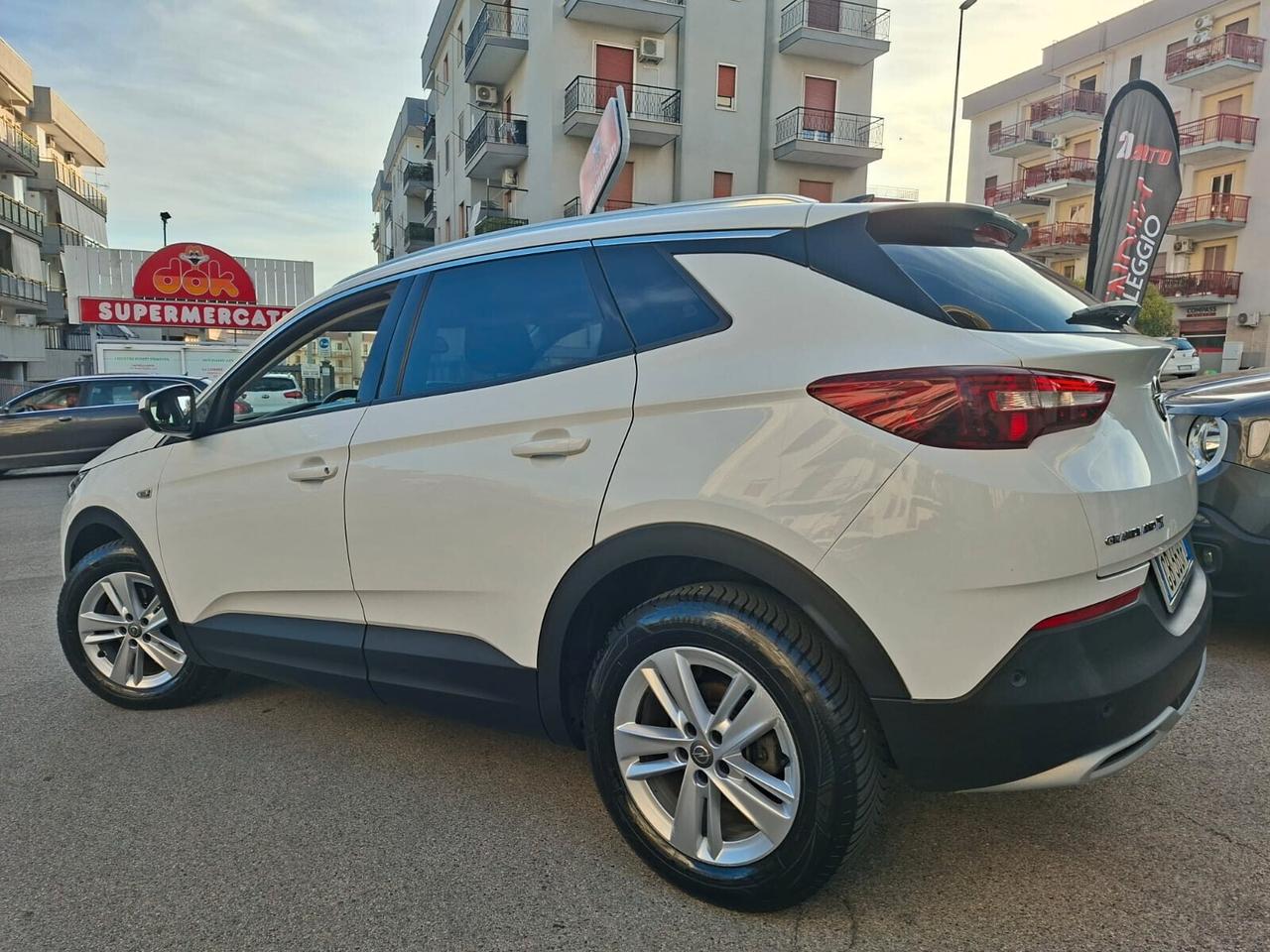 Opel Grandland Innovation 1.5 Tdci * Pelle * Navi * Garantita 12 Mesi