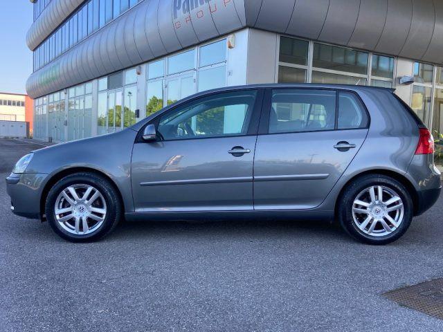 VOLKSWAGEN Golf 1.6 5P. Comfortline