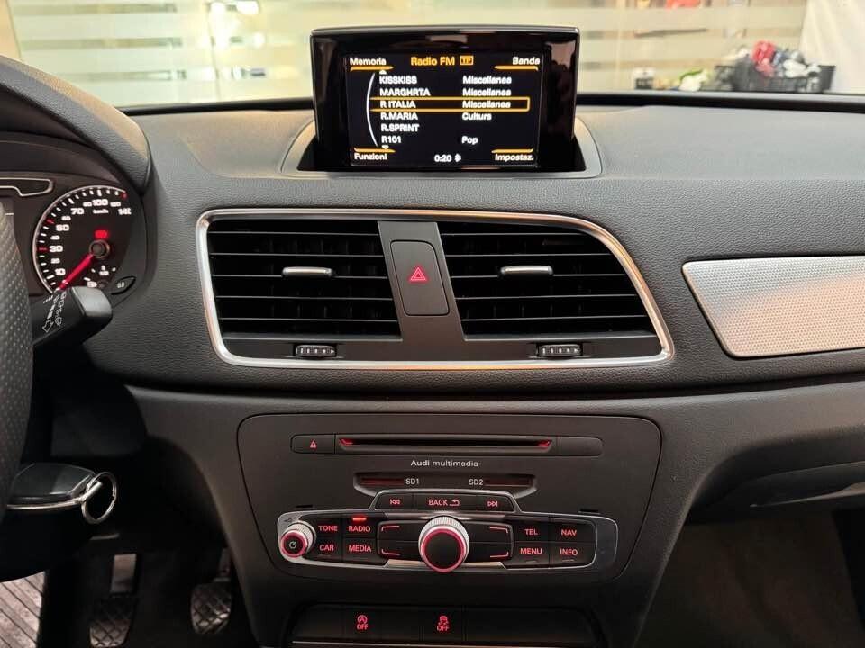 Audi Q3 2.0 TDI 140/CV S-Line 2014