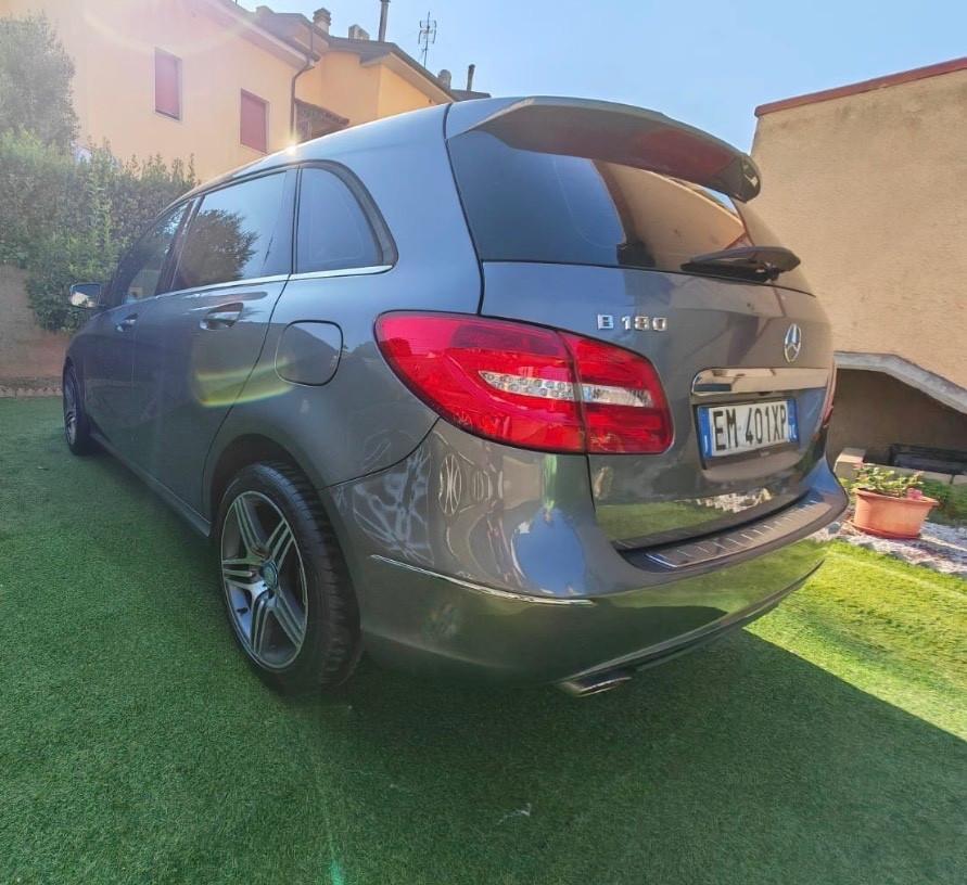 Mercedes-benz B 180 BlueEFFICIENCY Premium