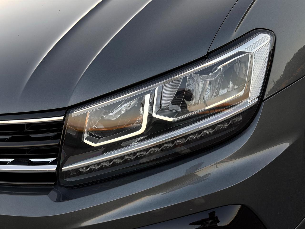 Volkswagen Tiguan 2.0 TDI 150cv DSG 4MOTION R-Line
